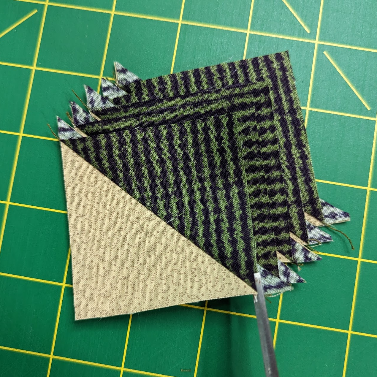 Trimming Half Square Triangles  Two Ways - Patchwork and Poodles